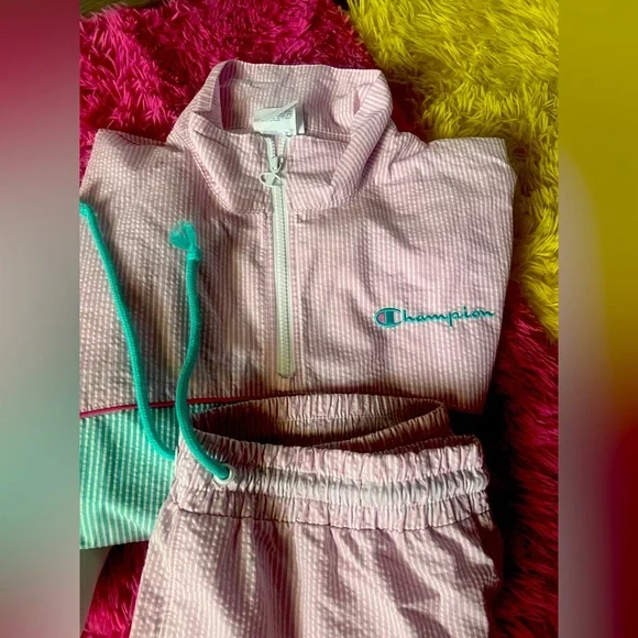 Champion seersucker set, jacket and shorts - Picture 1 of 2